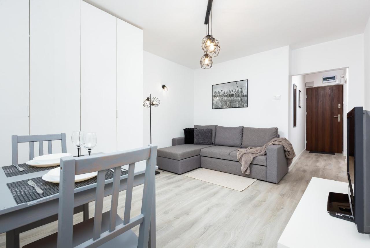 Studio City Center Zlota Street By Renters Warsaw Ngoại thất bức ảnh